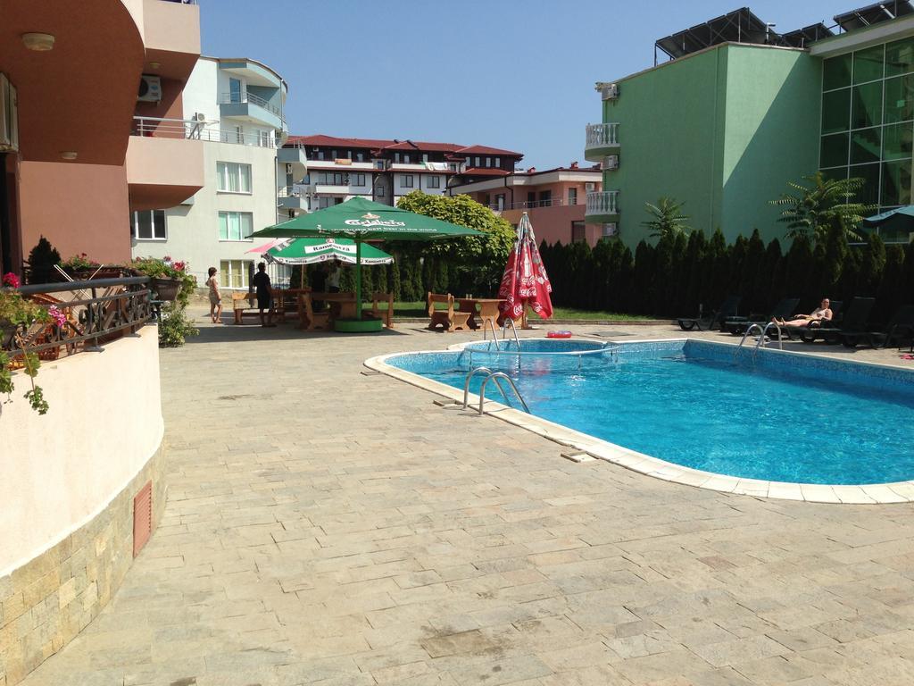 Femili Hotel Diveda Sveti Vlas Exterior foto