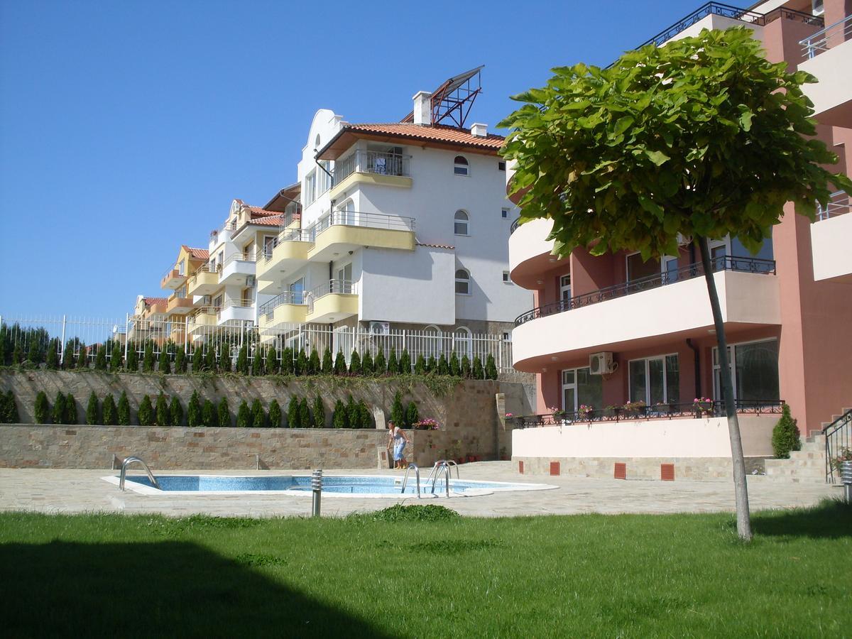 Femili Hotel Diveda Sveti Vlas Exterior foto